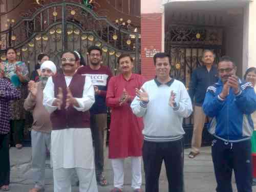 People on Sunday evening expressed appreciation for medical and other staff who are on the forefront of the battle against the coronavirus across the country. They did ringing of bells, beating of metal plates and clapping. This picture was taken in Jalandhar at 5pm on March 22, 2020 by Rajat Kumar.