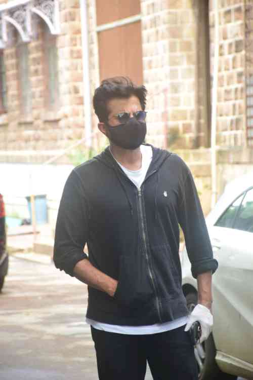 Anil Kapoor spotted at Versova.(Pic: News Helpline/19/08/2020)
