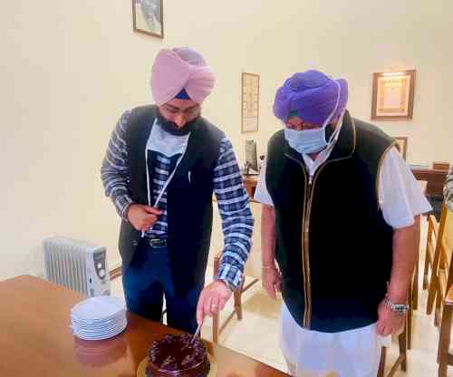 Punjab Chief Minister Capt Amarinder Singh celebrating birthday of his grandson Nirvan Singh, in Chandigarh on Monday (February 22, 2021).