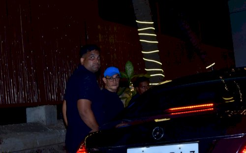 Aamir Khan spotted post a film shoot at Andheri./Pic by News Helpline