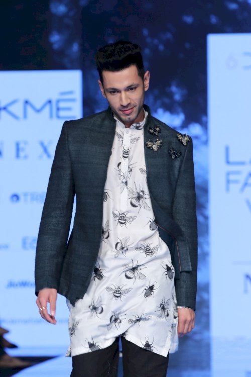 Divya Khosla Kumar, Dheeraj Dhoopar, Sahil Anand & Rhea Chakraborty on ramp in Lakme Fashion Week. /Pics by News Helpline Lfw Sr 2020