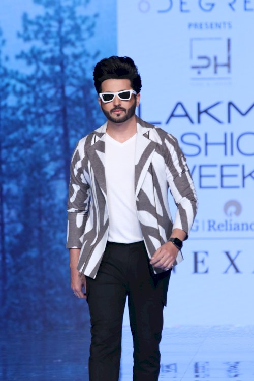 Divya Khosla Kumar, Dheeraj Dhoopar, Sahil Anand & Rhea Chakraborty on ramp in Lakme Fashion Week. /Pics by News Helpline Lfw Sr 2020