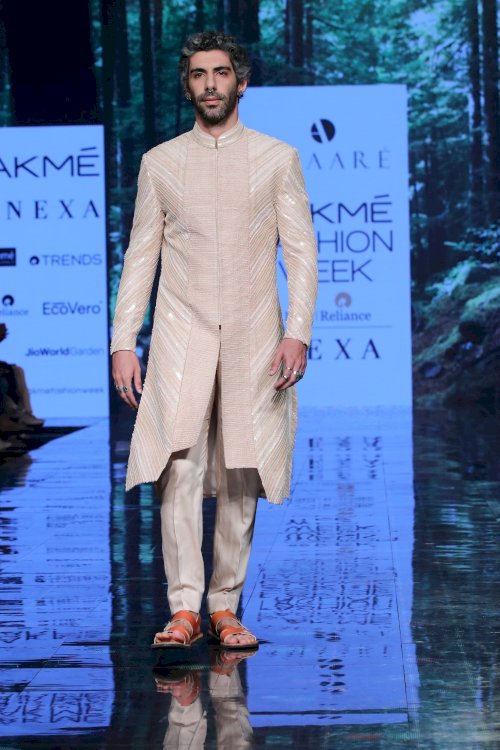 Jim Sarab,Kunal Khemu & Amit Sadh  on ramp in Lakme Fashion Week. /Pics by News Helpline