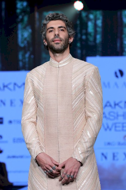 Jim Sarab,Kunal Khemu & Amit Sadh  on ramp in Lakme Fashion Week. /Pics by News Helpline