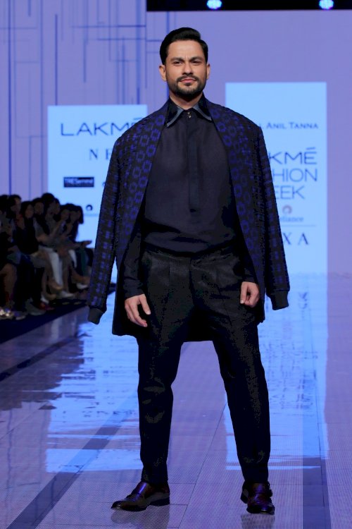 Jim Sarab,Kunal Khemu & Amit Sadh  on ramp in Lakme Fashion Week. /Pics by News Helpline