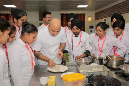 Faculty of Hospitality at GNA University at Phagwara on February 22, 2020 organized three days’ Culinary Master Class on advanced cooking techniques and modern plating for the aspiring chefs.