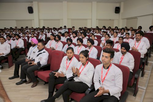 Faculty of Hospitality at GNA University at Phagwara on February 22, 2020 organized three days’ Culinary Master Class on advanced cooking techniques and modern plating for the aspiring chefs.