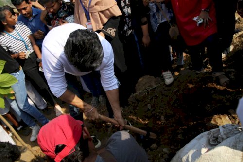 Aditya Roy Kapur and Pragya Kapoor at launch of NGO `Ek Saath - The Earth Foundation’./ Pics by News Helpline