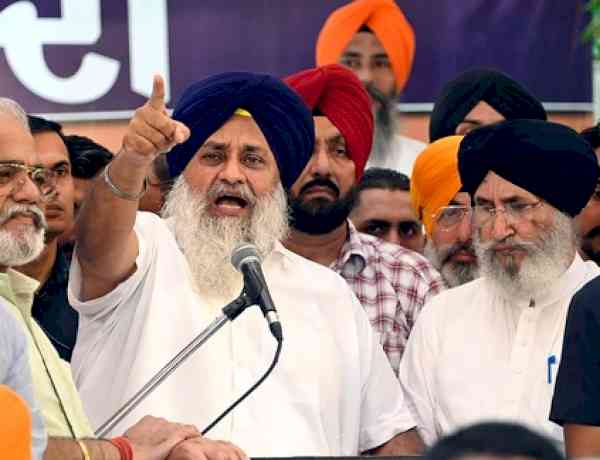 Sukhbir Badal offers to court arrest in Punjab DGP’s office
