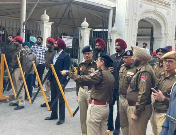 Punjab DGP inspects crime site to probe killing of AAP leader