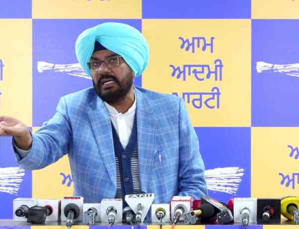 Governor’s yatra, with political patrons of drug traffickers, mere showmanship: Kuldeep Dhaliwal