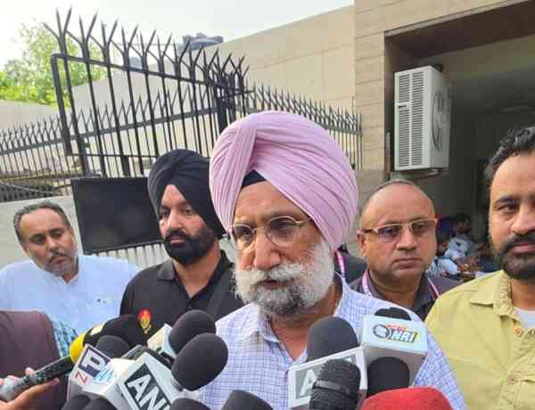 CM Mann should take necessary steps to save Punjab’s farmers: Sukhjinder Randhawa