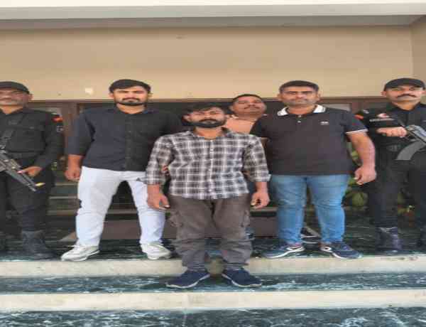 Gujarat: Pakistani gangster Shehzad Bhatti's associate held in Punjab grenade case