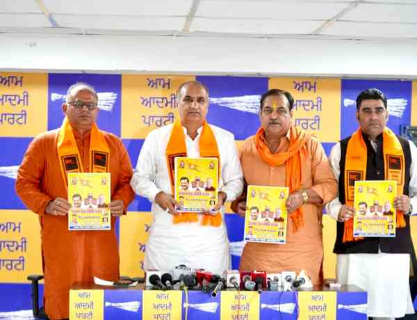 Punjab Government Honours Every Faith, Hindu Nav Varsh Mahotsav to Be Celebrated in Pathankot on April 12: Deepak Bali