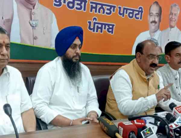 Mann a ‘traitor’ if switching parties is betrayal: Punjab BJP working chief​