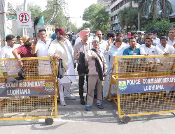 AAP protests Haryana Chief Minister Naib Singh Saini with black flags