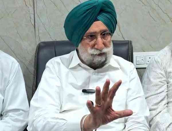 Delay in pensions and salaries is a clear sign of administrative failure and worsening financial condition of the government: Sukhjinder Randhawa