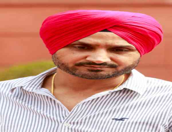 Will reveal how many Rajya Sabha seats sold in Punjab, says Harbhajan