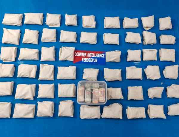 Cross-border heroin network busted; Four held with 28.12 kg contraband, Rs 9.5 lakh drug money