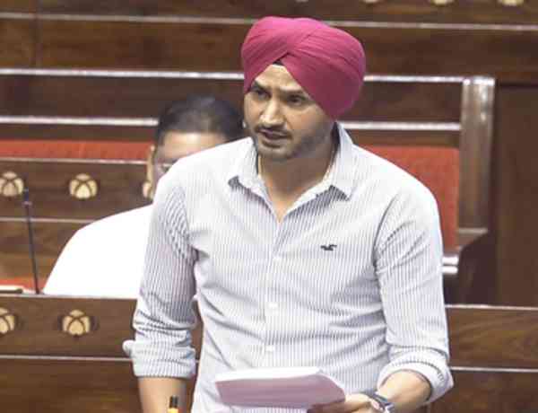 NDA slams Kejriwal over Harbhajan Singh's allegations; Oppn says RS MP 'equally responsible'