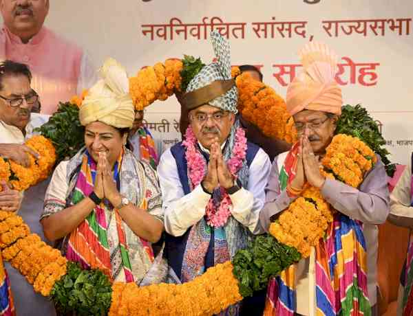 Tarun Chugh welcomes Maharashtra Government's decision to defer proposed Takht Sri Hazur Sahib Bill