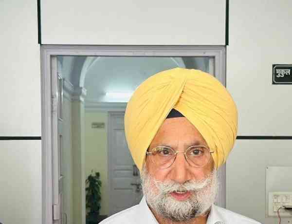 Sugar prices rising by up to ₹20 in 17 days signals failure of Centre’s economic policies: Randhawa