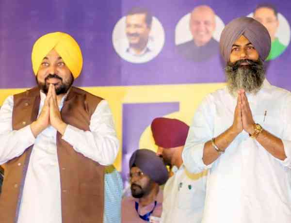 Sekhon joins AAP; Hails Mann’s stand on Hawara and Bandi Singhs