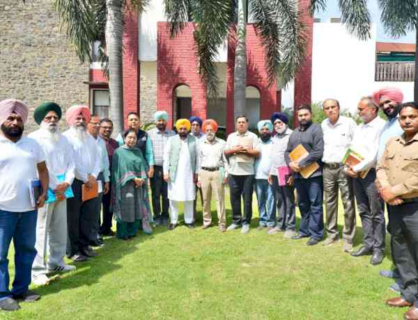 Major Festive Gift For Punjab Govt's 8 Lakh Employees & Pensioners; Bhagwant Mann Govt Increases DA To 50%