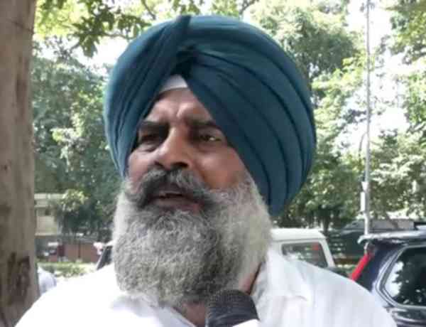 'Kejriwal is true dictator’: Pargat Singh on suspension of AAP leader