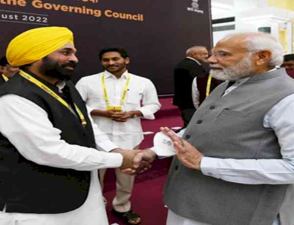 PM Modi extends birthday wishes to Punjab CM Mann, prays for his long life