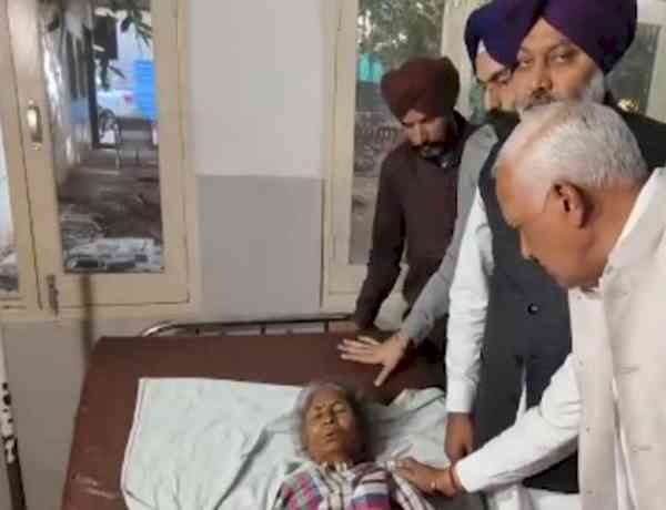 Govt will pay for treatment, say Punjab ministers after meeting injured workers; announce Rs 2 lakh aid to kin of deceased