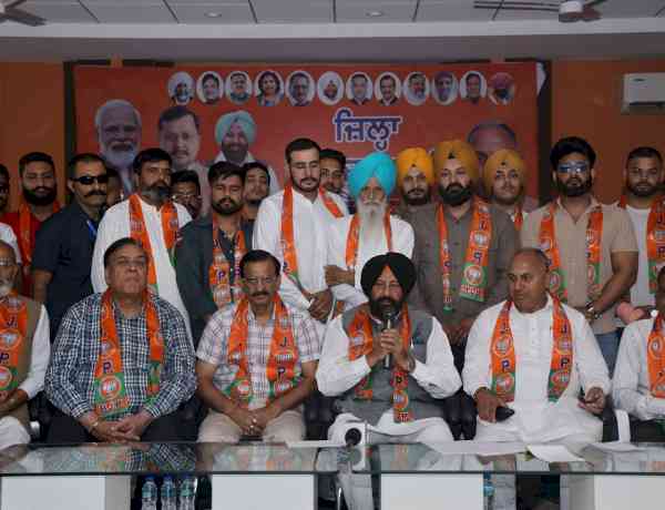 Big boost for BJP in Ludhiana as prominent personalities from various fields join BJP