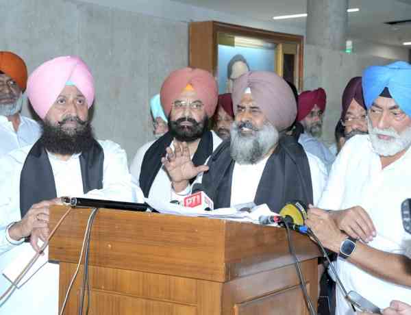 AAP Government Out to Crush Opposition: Pargat Singh Slams Denial of Assembly Entry to Congress MLAs and Suspension of Sukhpal Singh Khaira