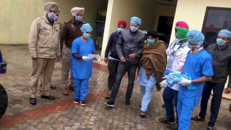 District Administration organises mock drill at village Ratipur to gauge its preparedness to combat coronavirus