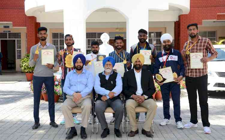 Students from Jalandhar participate in national youth leadership camp