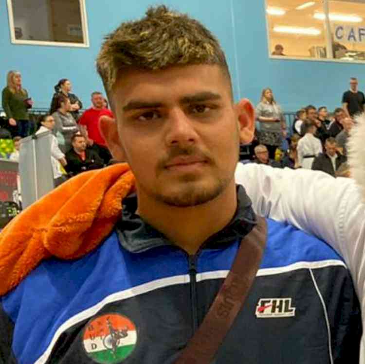 Karanveer Singh makes India proud by winning Gold in Karate