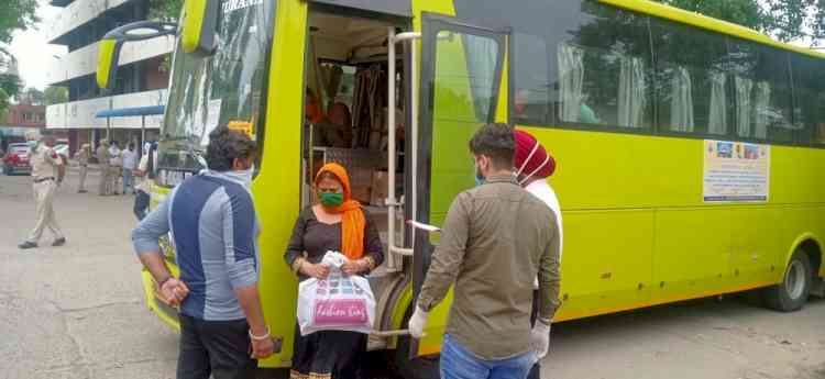 FIRST BATCH OF 56 PILGRIMS STRANDED AT NANDED REACH LUDHIANA TODAY: DC