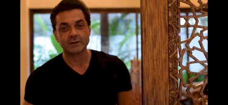 BOBBY DEOL PAYS HUMBLE TRIBUTE TO COVID-19 WARRIORS