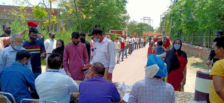 District Mandi Officer, BDPO and her husband gets discharged from civil hospital today