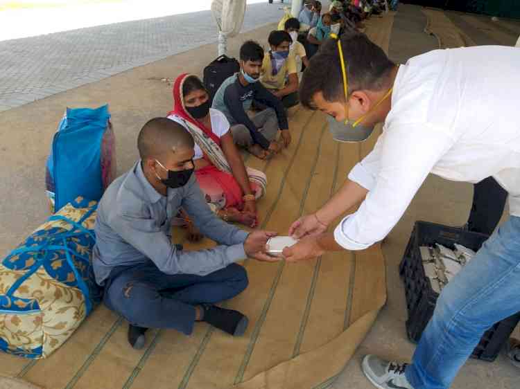 NGO `I Am Still Human' celebrates Eid with migrant labourers