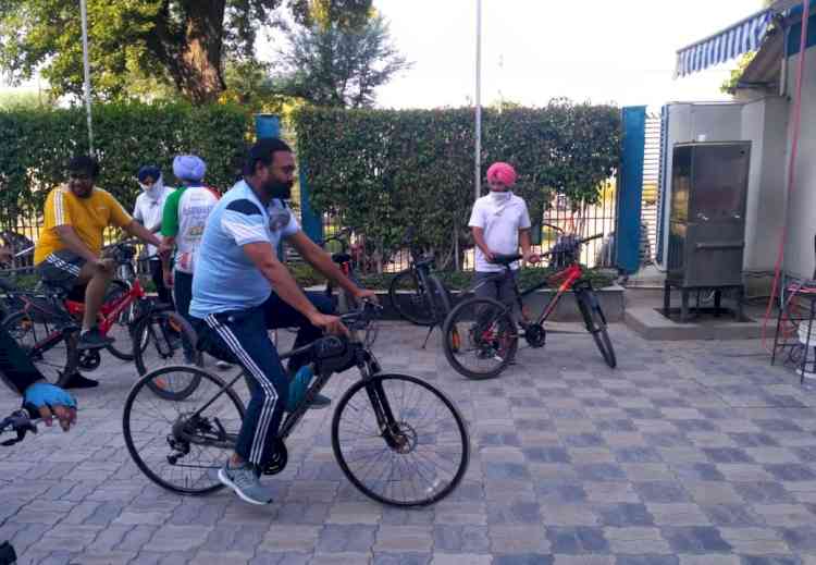 `Mission Fateh': Disseminating message of social distancing, masking and handwashing DC Ferozepur rides a bicycle for 20 KM  