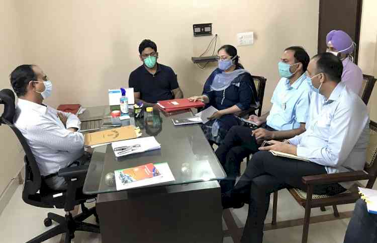 DC Ludhiana Varinder Sharma reviews development projects