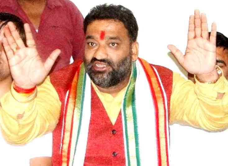 Himachal government should give financial amount of 50 lakh instead of 20 lakh to martyr Ankush Thakur: Viresh Shandilya