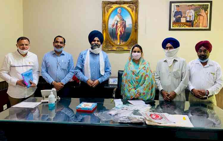 Delegation of Industry and Trade Wing of SAD Punjab meets Union Minister Harsimrat Kaur Badal