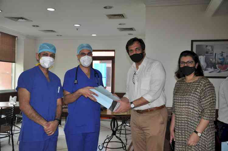 Doctor’s day: Doctors felicitated for selfless service against covid-19