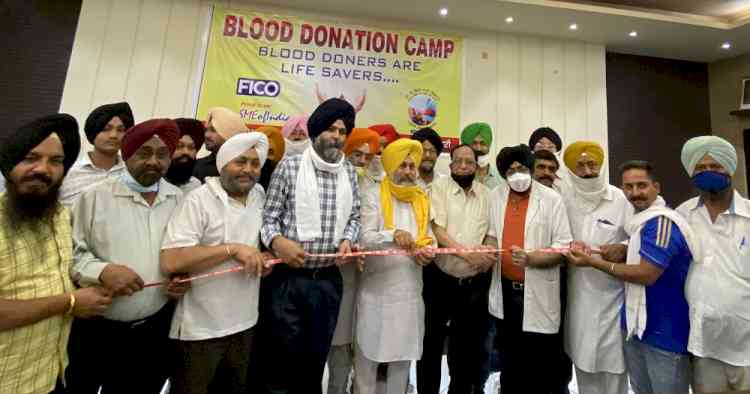 FICO donates blood to Deep Hospital in memory of Darshan Singh Kular