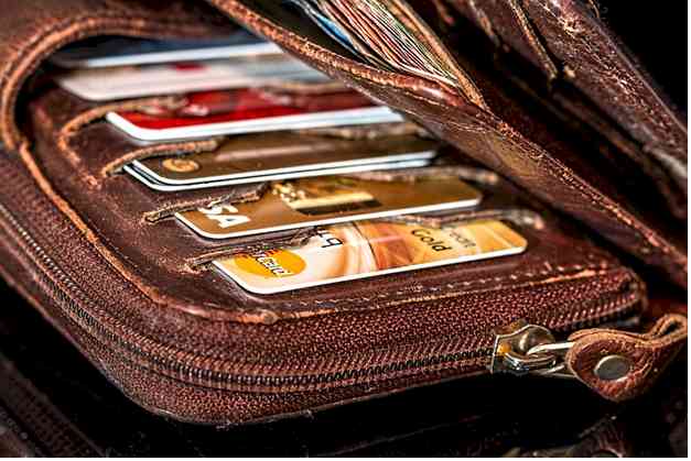 Here are 5 credit card habits that help you use your credit cards wisely in 2020 amidst Covid 19 Crisis