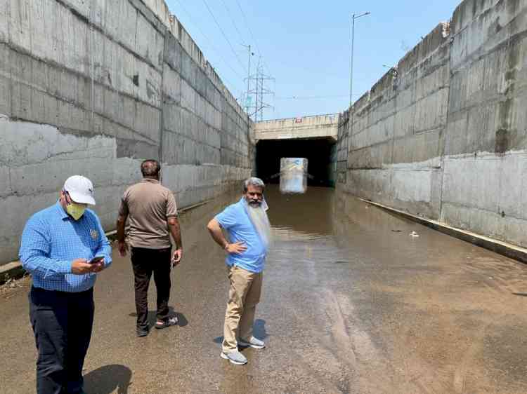 Water Accumulation On Roads: Bharat Bhushan Ashu takes round of city and issues necessary instructions