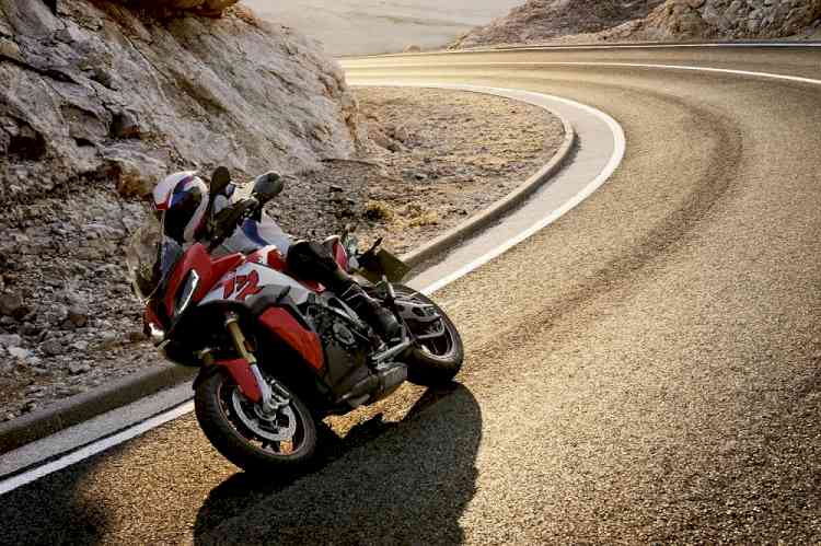 The Agile Achiever: The all-new BMW S 1000 XR now in India