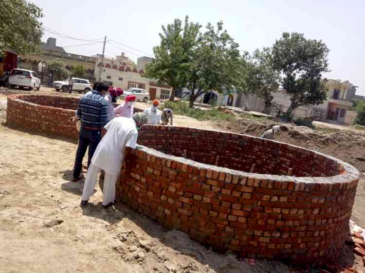 Rural Development and Panchayats Department spends Rs 8.95 crore on cleaning of 884 ponds in Ludhiana District 